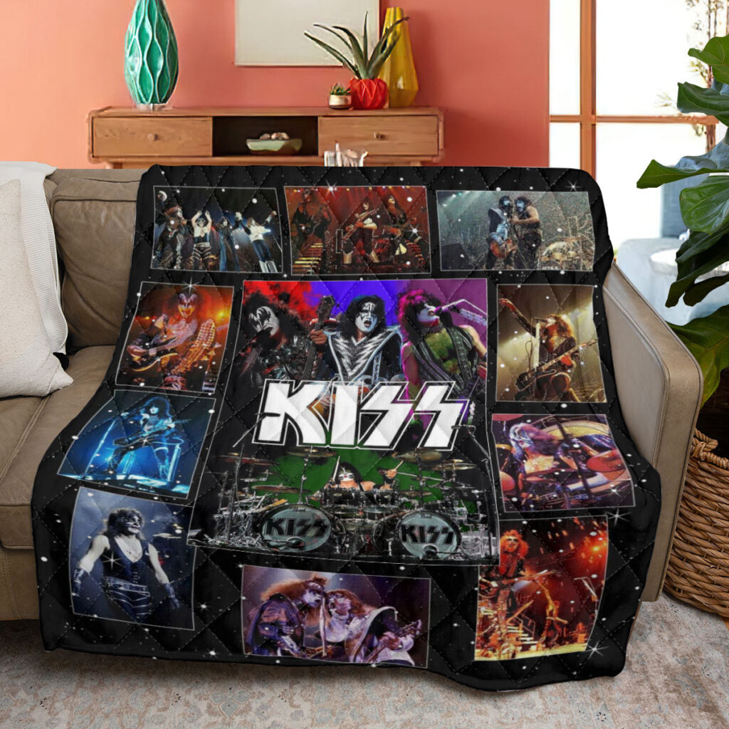 KISS Quilt Blanket - GNE 2081